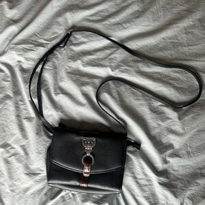 Brighton Nepal wallet purse